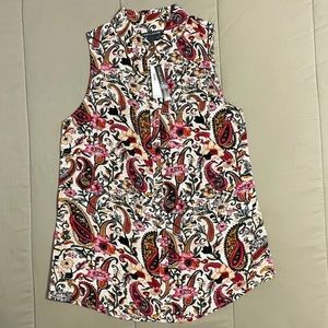 Chelsea & Theodore Sleeveless Top